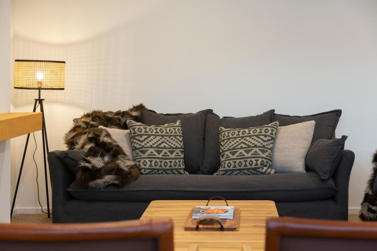 4 Bedroom Home With Elevated Views Of Lake Wakatipu & The Remarkables Queenstown Kültér fotó
