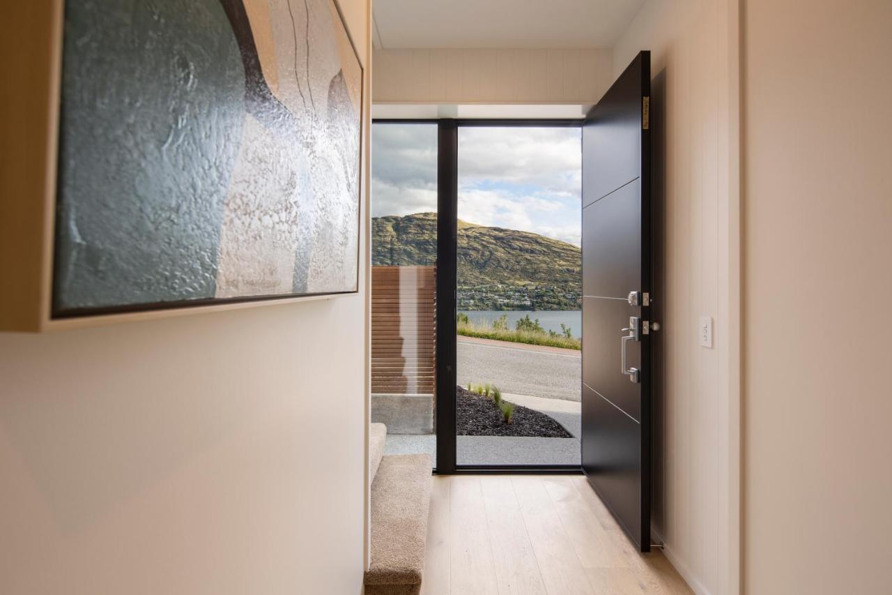 4 Bedroom Home With Elevated Views Of Lake Wakatipu & The Remarkables Queenstown Kültér fotó